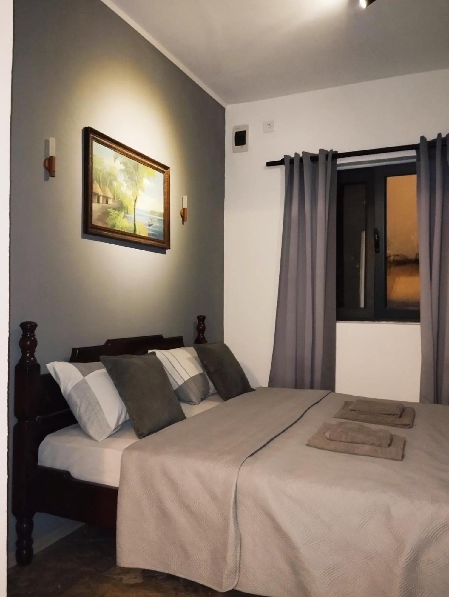 Lux Apartment Sunset ヴィルパザル エクステリア 写真