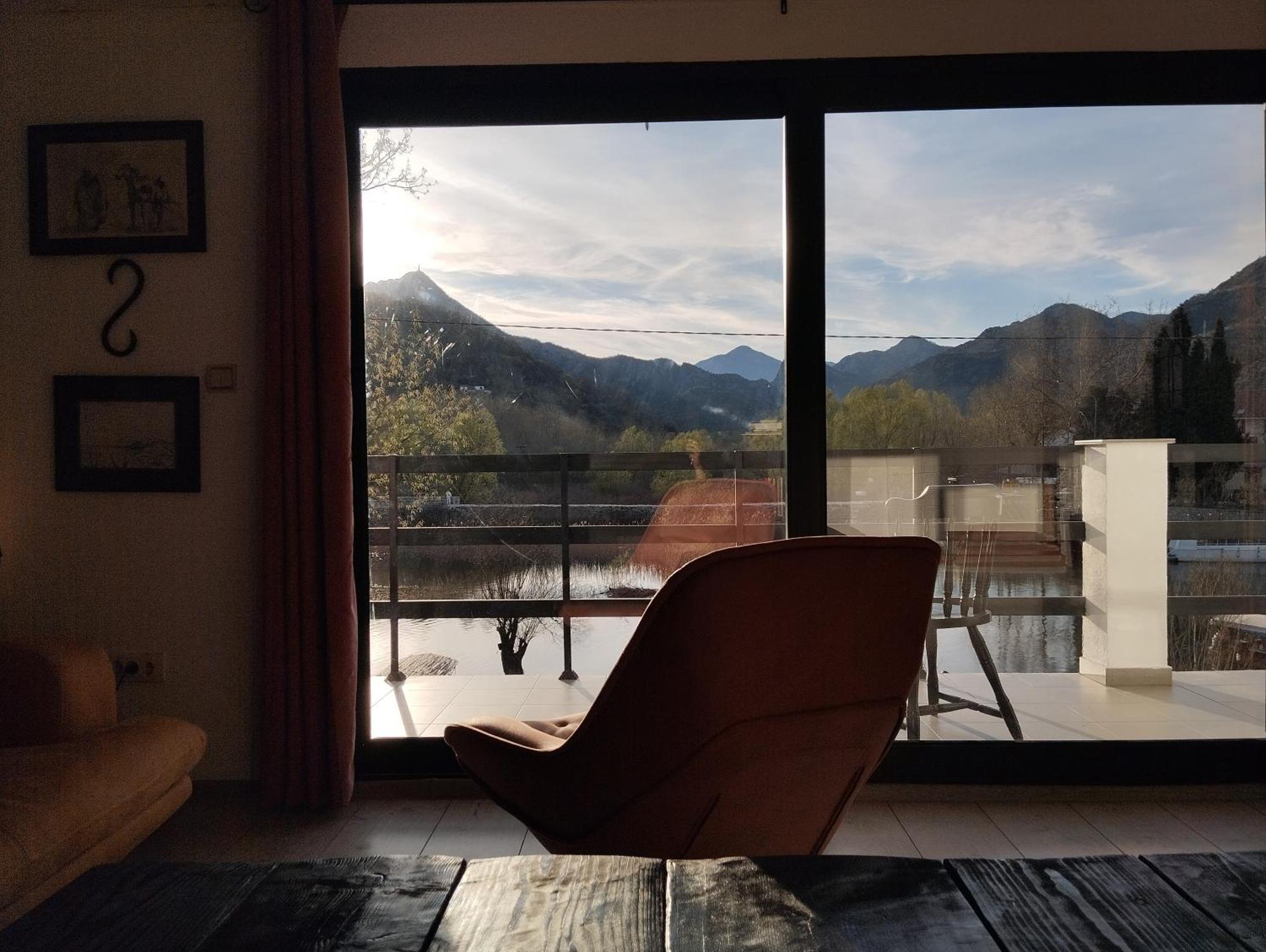 Lux Apartment Sunset ヴィルパザル エクステリア 写真